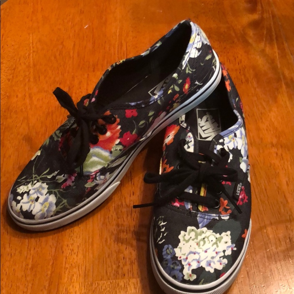 Women’s Floral Vans Sz 8